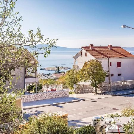 Beautiful Apartment In Novi Vinodolski Εξωτερικό φωτογραφία