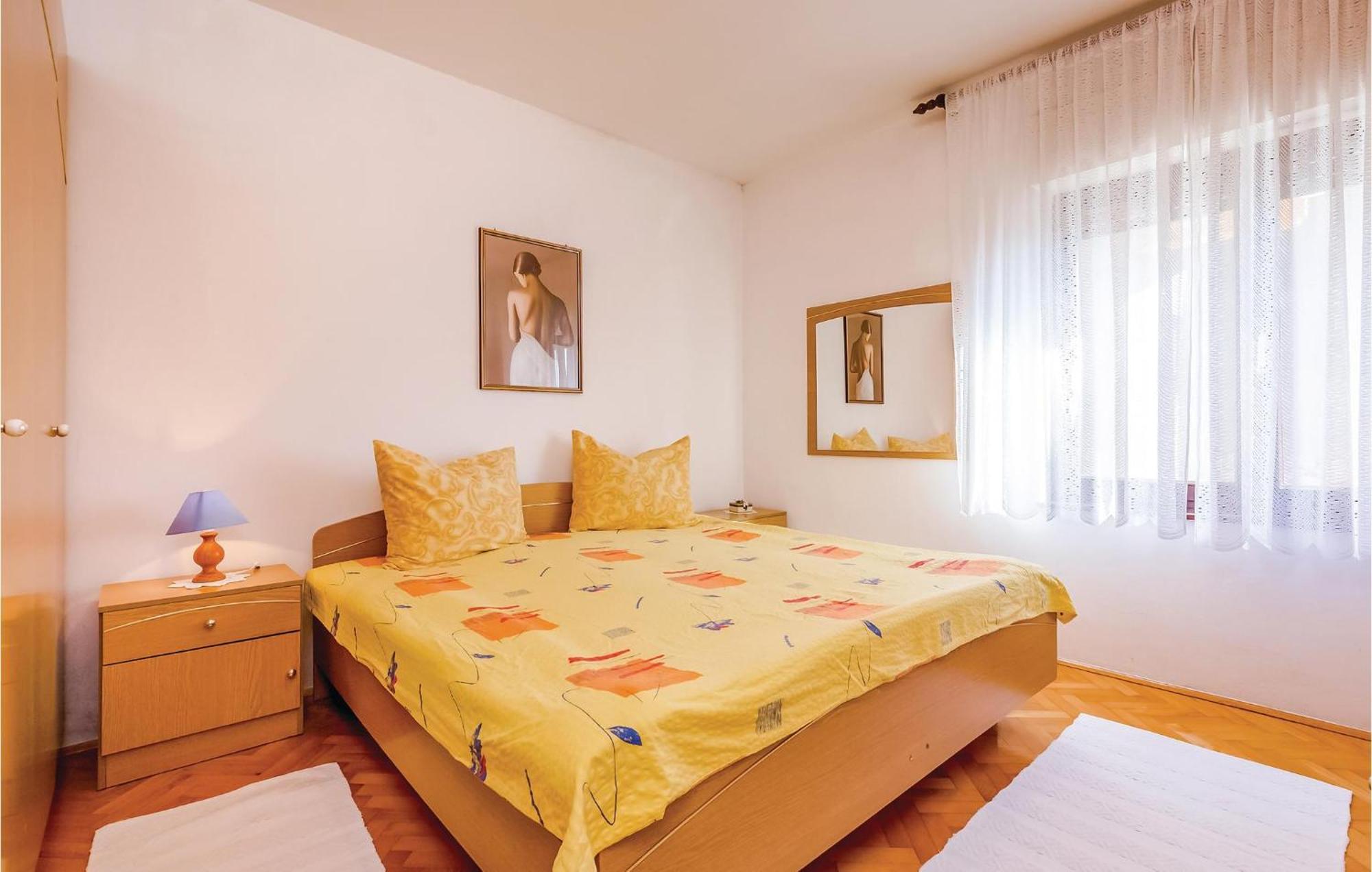 Beautiful Apartment In Novi Vinodolski Εξωτερικό φωτογραφία